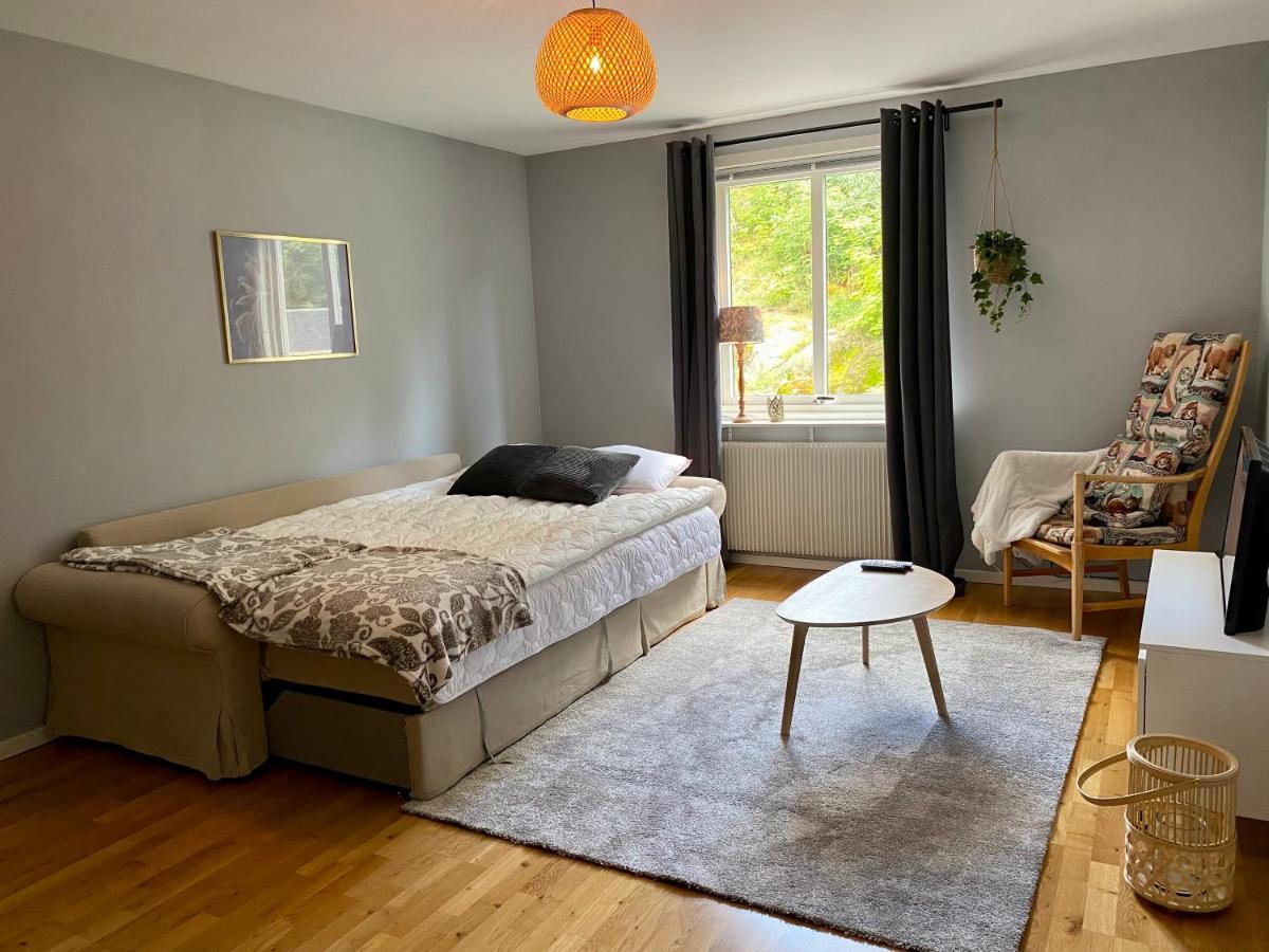 Frasch Och Fin 2:A. Gangavstand Till Stromstads Centrum Esterno foto
